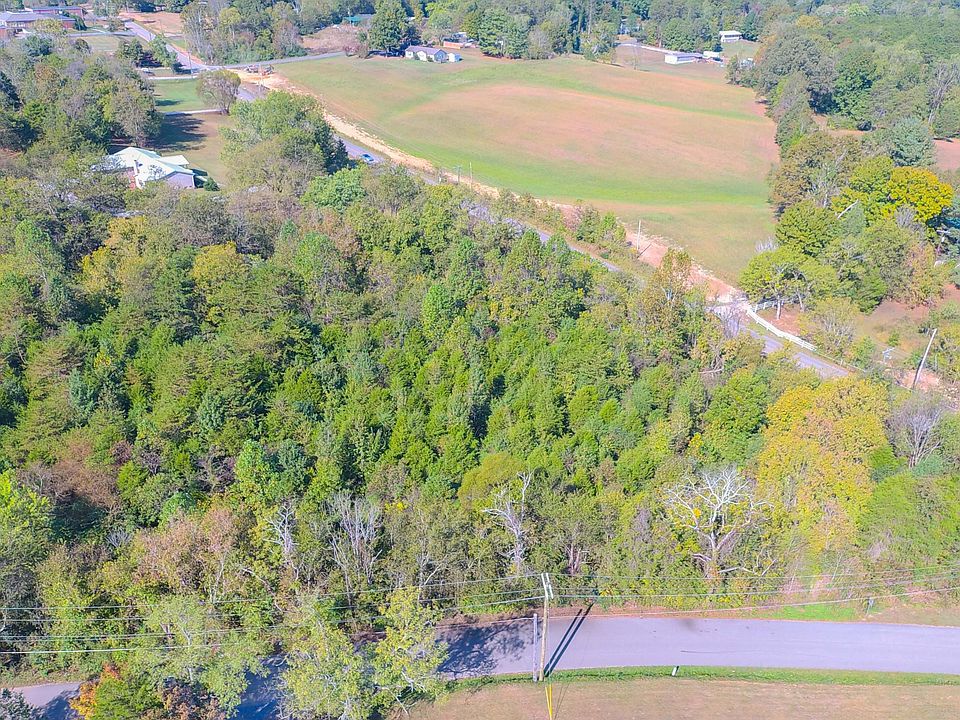 2nd image of Bays Mountain Rd