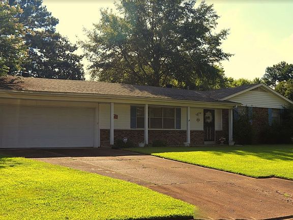 2nd image of 1537 Heathcliff Dr