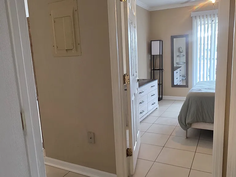 3419 Winkler Ave #509 — Photo 9
