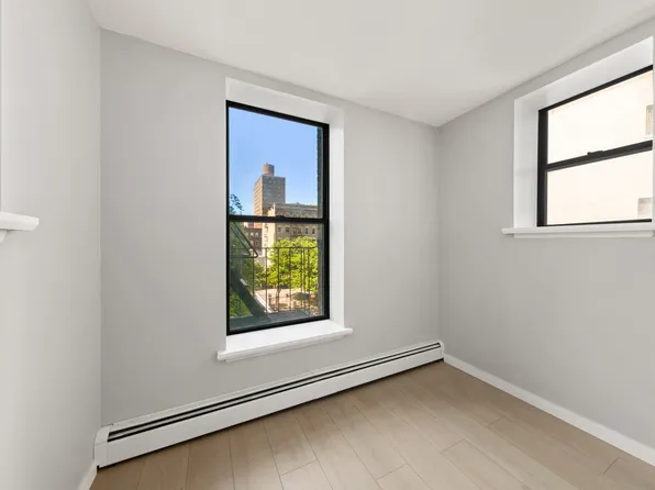 244 East 30th Street image 10 of 11