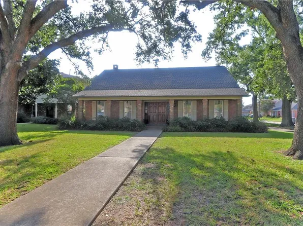4901 Clearlake Dr, Metairie, LA 70006