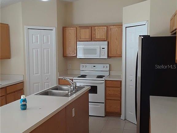 5th image of 2520 Laval Dr