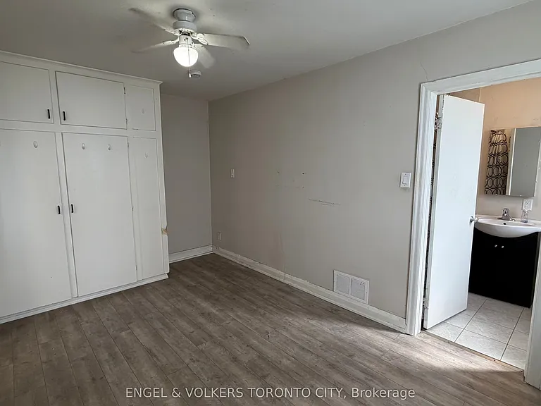 15191 Yonge St #2 — Photo 10