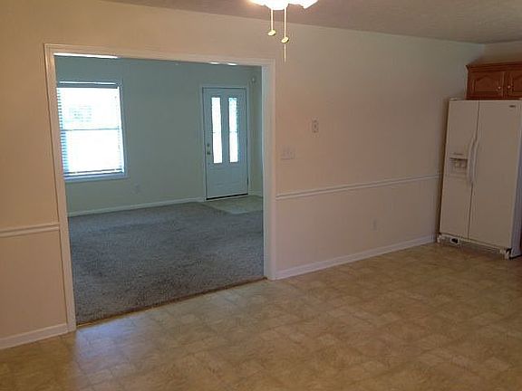 5th image of 13802 Bohannon Ave