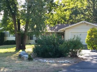 2331 Old Stage Rd, Central Point, OR 97502