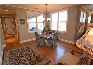 5th image of 1965 Enclave Hollow Ln W