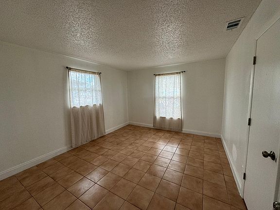 5th image of 5603 9th Ave