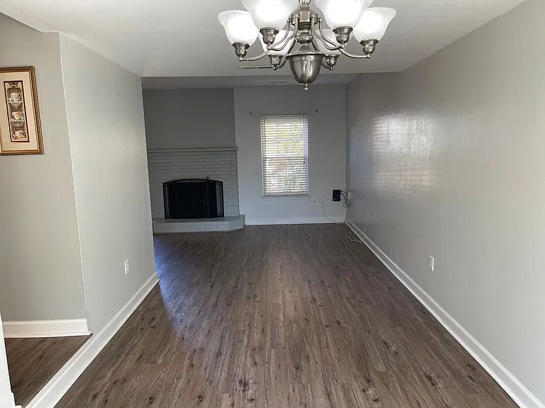 2224 Hamway Dr — Photo 6