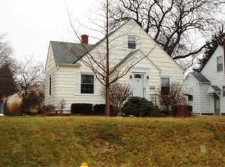 2334 Elm St, Davenport, IA 52803