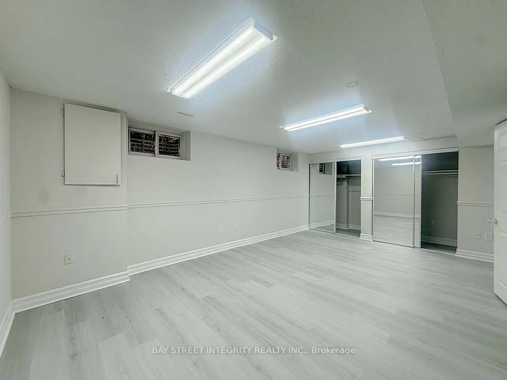 2 bed, $1,700 — Photo 4