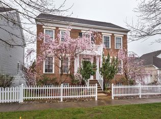 1154 Lake Dr E, Trenton, NJ 08691