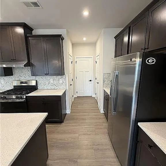 360 Salt Lake Ln — Photo 4