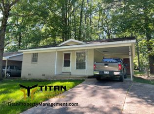 1414 Chris Dr, Benton, AR 72015