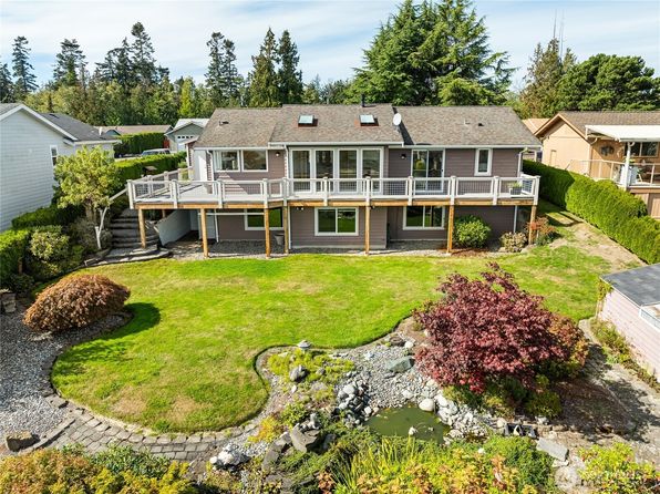 8196 Comox Road, Blaine, WA 98230