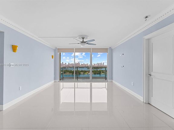 3rd image of 650 West Ave APT 2909