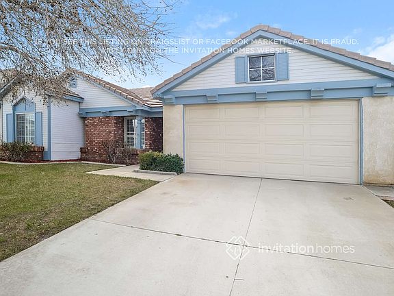 3rd image of 1320 Date Palm Dr