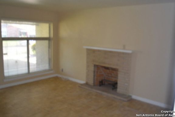 4th image of 107 Gorham Dr