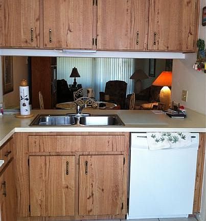 5th image of 6066 Willowpointe Cir