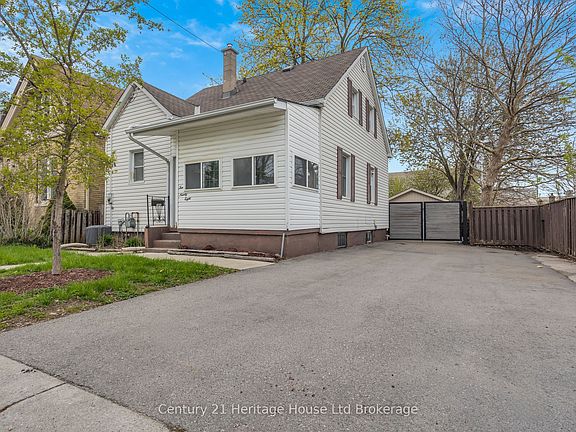 2nd image of 1098 Frances St