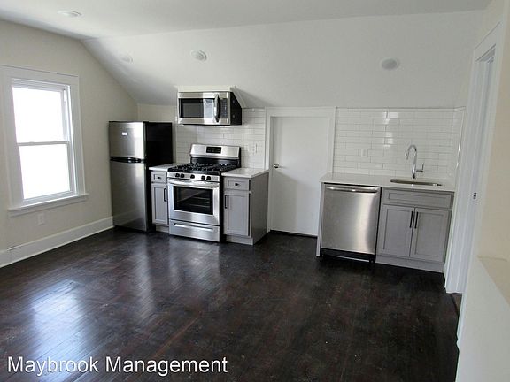 4th image of 25 Waldo Ave Floor 3