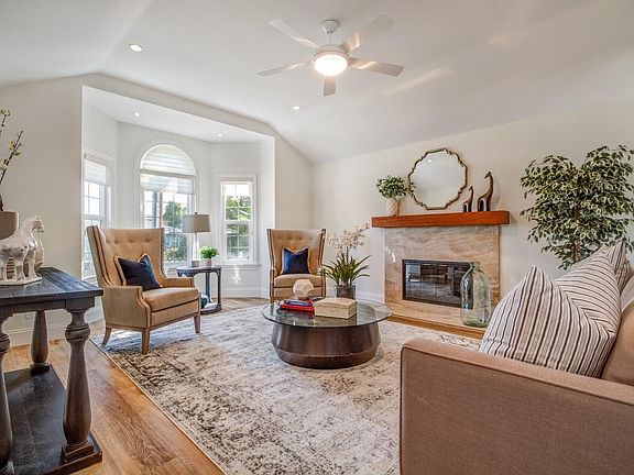 5th image of 10519 Olive St