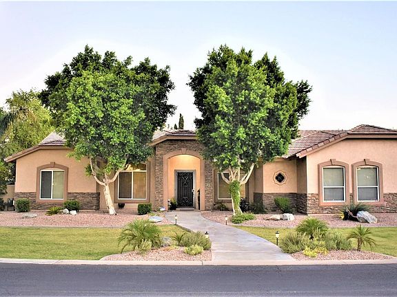 3rd image of 3713 E Barbarita Ave