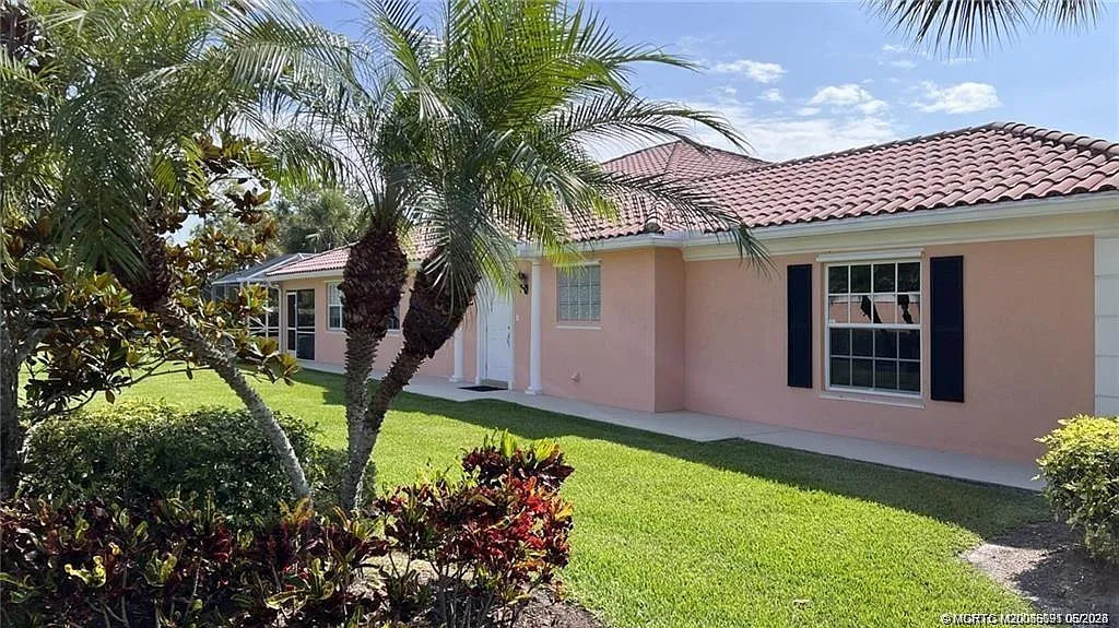 2 bed, 2.0 bath, 1526 sqft, $2,500 — Photo 1