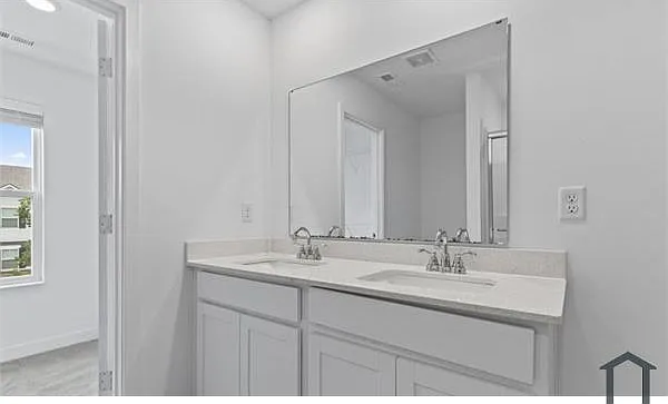 7265 Governors Row — Photo 7
