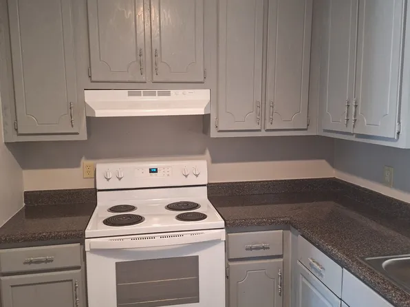 4912 Raymond Ave #13, Tupelo, MS 38801