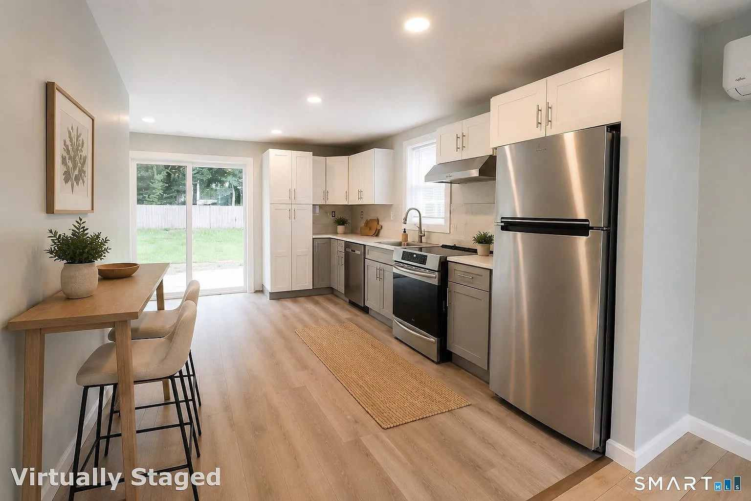 2 bed, 1.0 bath, 1000 sqft, $2,295 — Photo 4