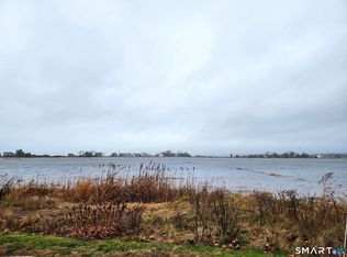 33 Briarwood Drive, Old Saybrook, CT 06475