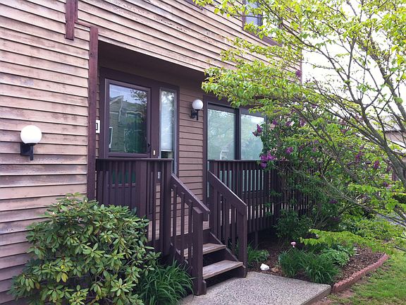 2nd image of 701 Robert Frost Dr