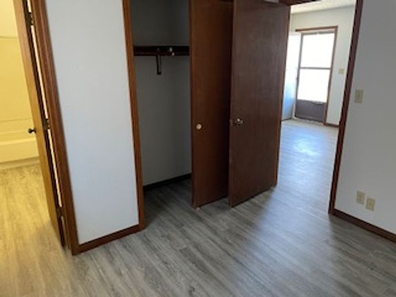 5th image of 430 Skyline Dr #5