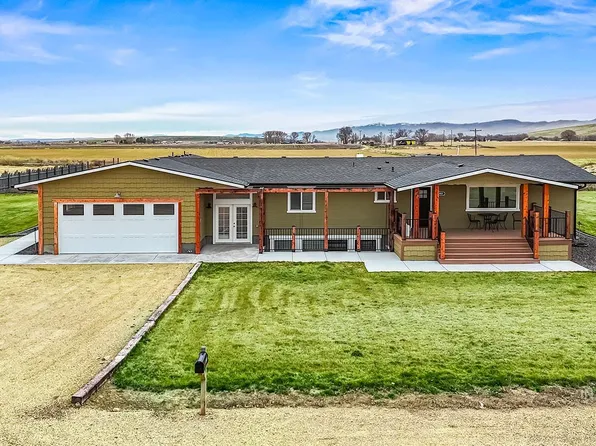 8481 Big Foot Rd, Melba, ID 83641