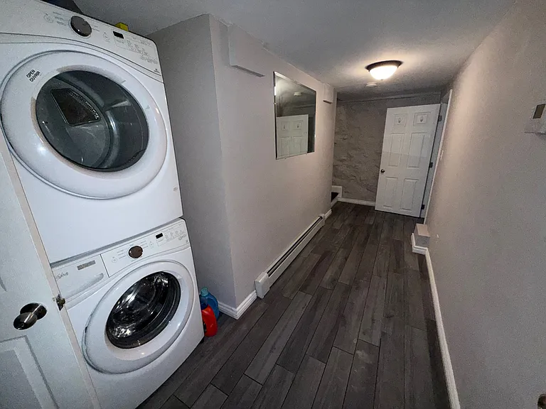 179 Shute St #1 — Photo 19