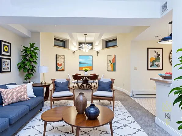 4-1100 Beacon St, Brookline, MA