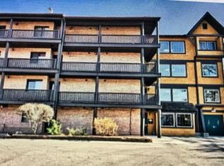 450 N Main St APT S201A, Wauconda, IL 60084