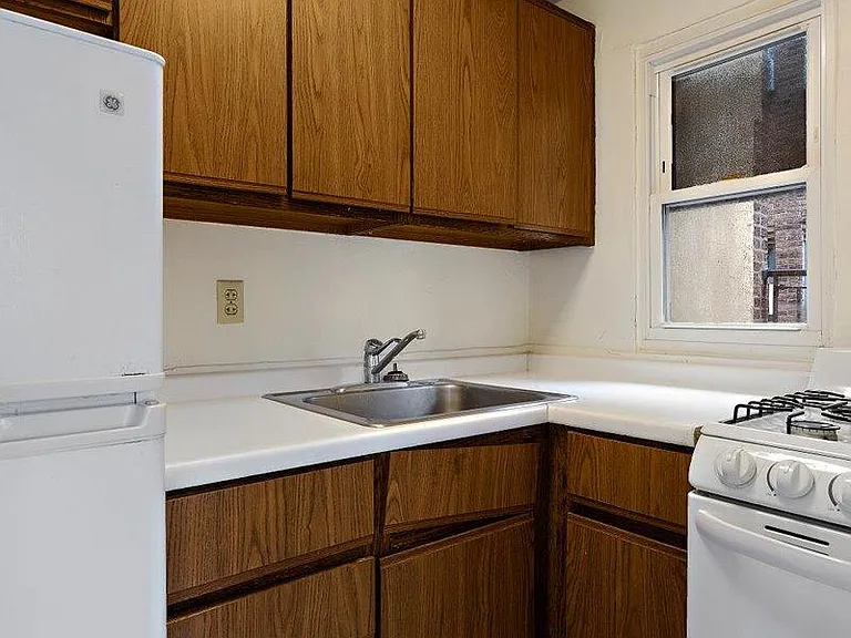 340 S Highland Ave #6B — Photo 15