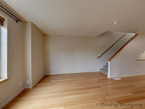 2nd image of 31 S Hamilton St