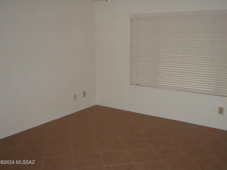 38040 S Elbow Bend Dr — Photo 15