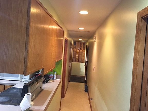 4th image of 533 S Harvard Ave