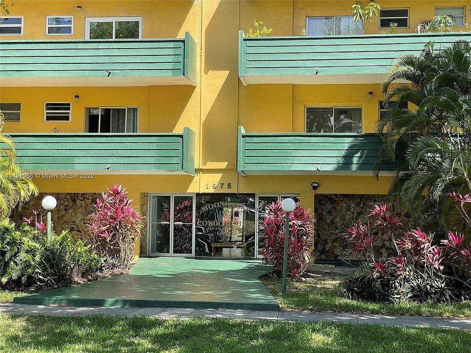 1st image of 1975 NE 135th St APT 2A