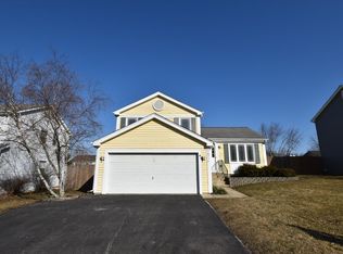 27W236 Virginia St, Winfield, IL 60190