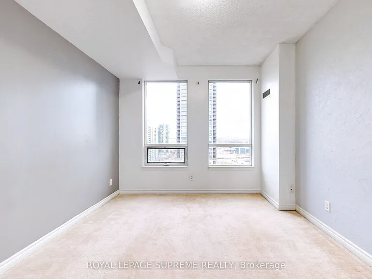 388 Prince Of Wales Dr #1505 — Photo 9