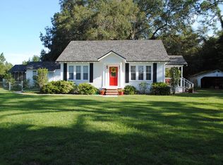 9529 Mansion Rd, Glen Saint Mary, FL 32040