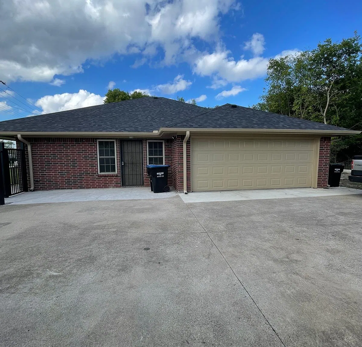 3 bed, 1471 sqft, $1,900 — Photo 3