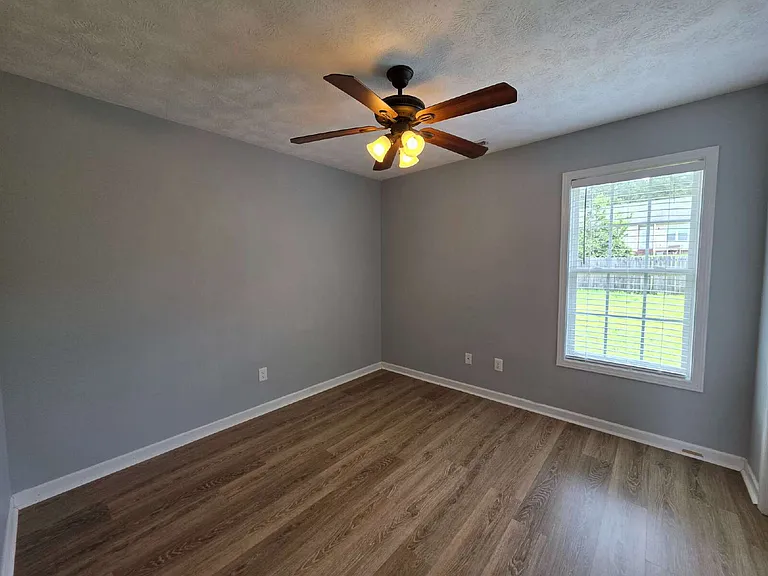 4608 Crystobal Rd — Photo 16