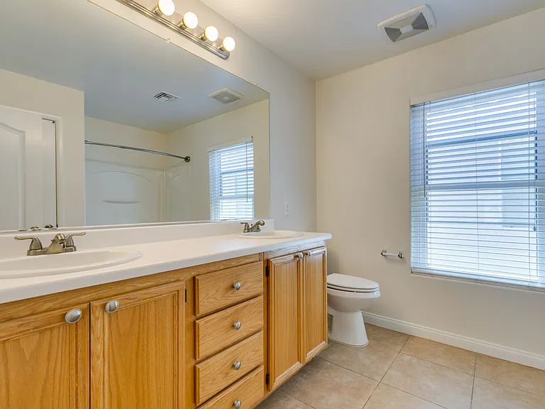 8660 Painted Horseshoe St — Photo 48