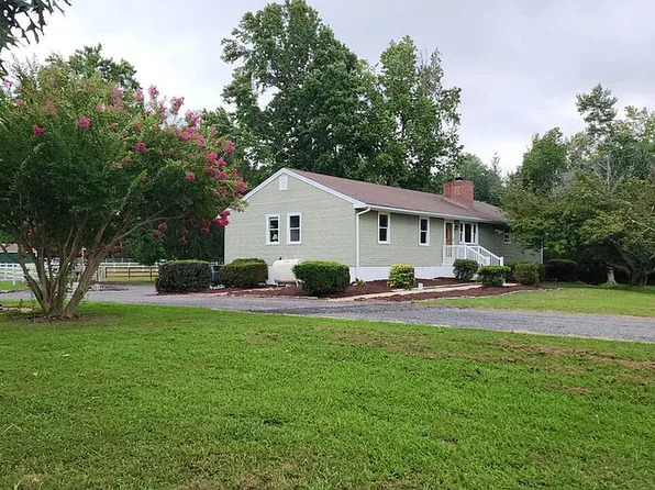 6085 Ripley Rd, La Plata, MD 20646