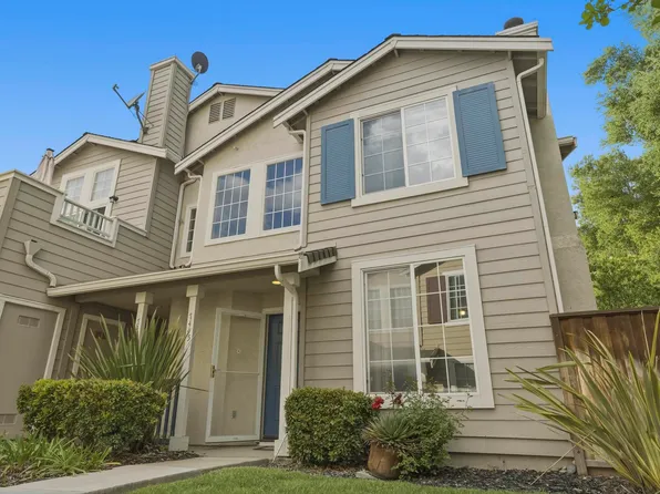 7445 Brigadoon Way, Dublin, CA 94568
